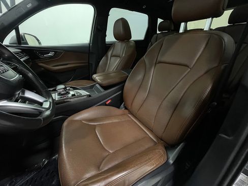 Used 2018 Audi Q7 3.0T Premium Plus w/ Premium Plus Package image 15