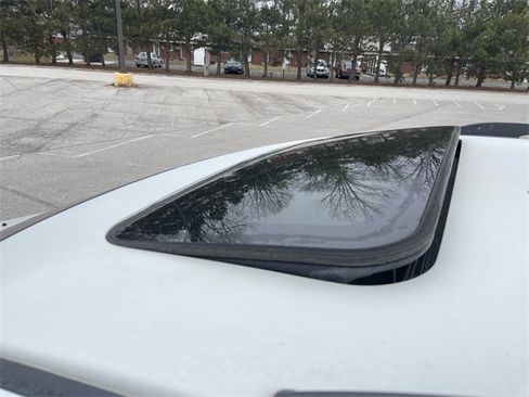 Used 2012 Honda Odyssey Touring image 10