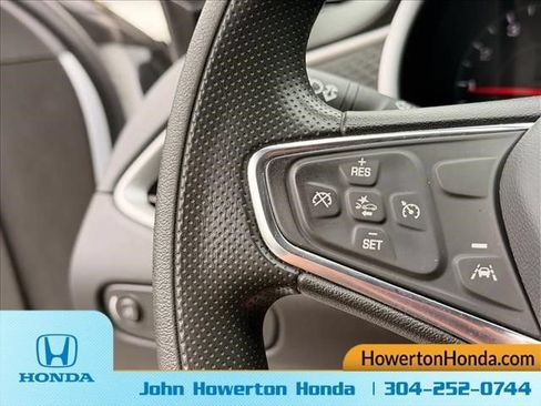 Used 2023 Chevrolet Malibu LT FWD image 22