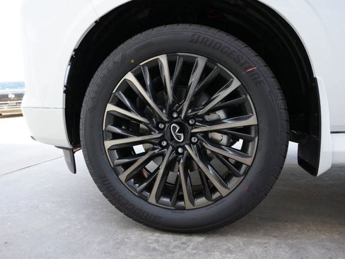 New 2026 INFINITI QX80 Autograph w/ Premium Cargo Package AWD/4WD image 25