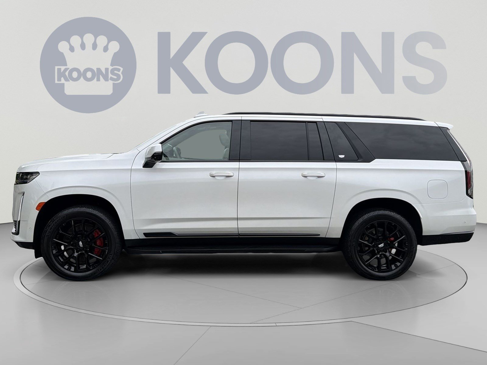 Used 2024 Cadillac Escalade ESV Sport Platinum AWD/4WD image 2