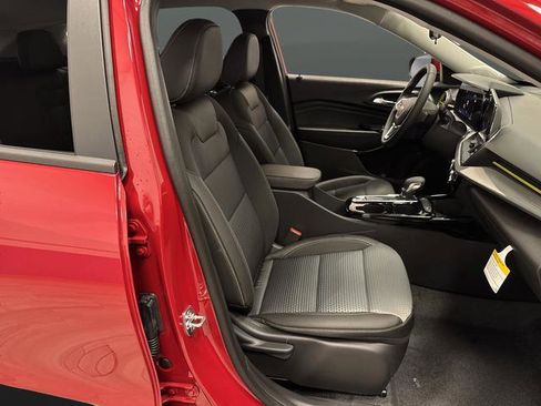 New 2026 Chevrolet Trax LT image 27