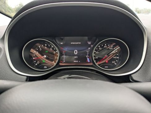 Used 2021 Jeep Compass Limited image 29