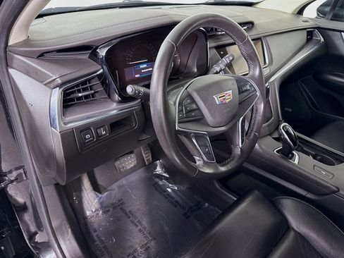 Used 2017 Cadillac XT5 Luxury image 23