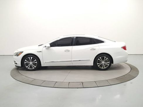 Used 2018 Buick LaCrosse Essence w/ Sun and Shade Package FWD image 5