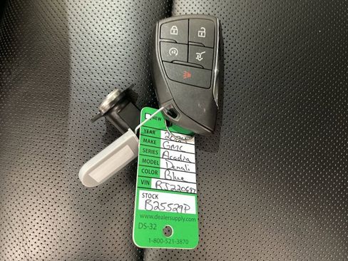 Used 2024 GMC Acadia Denali w/ LPO, Floor Liner Package image 32