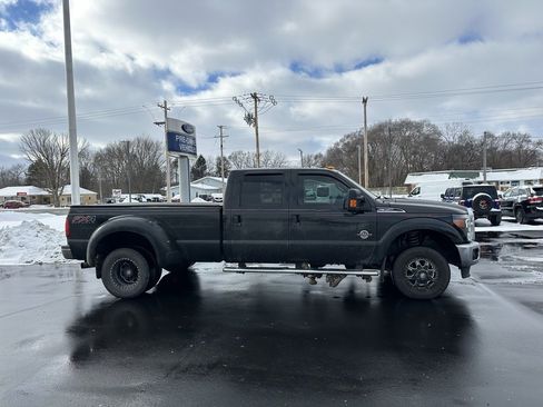 Used 2014 Ford F350 Lariat w/ Lariat Ultimate Package image 9