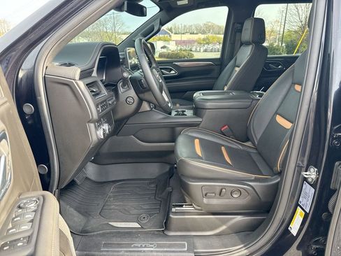 Used 2024 GMC Yukon XL AT4 w/ AT4 Premium Package image 18
