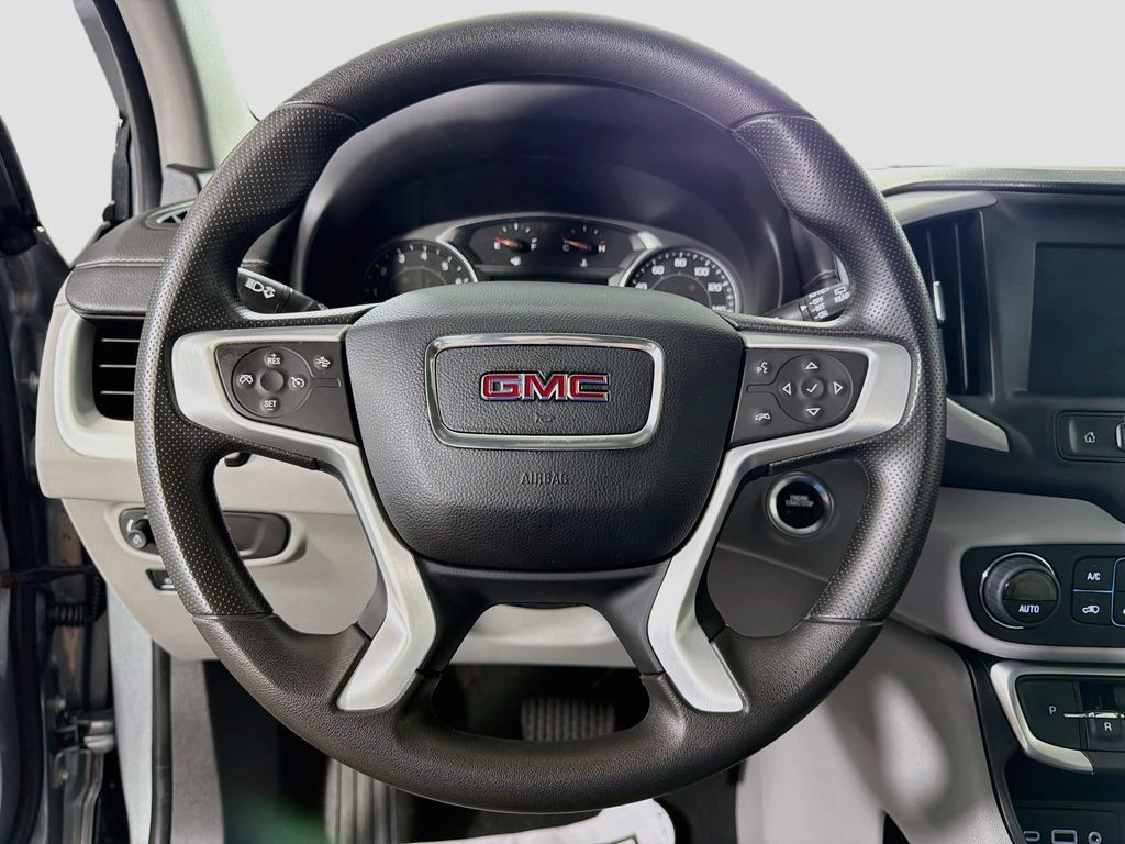 Used 2023 GMC Terrain SLE w/ Driver Convenience Package FWD image 13