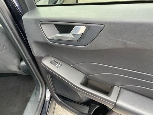 Used 2021 Ford Escape SE w/ Cold Weather Package image 51