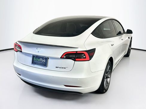 Used 2021 Tesla Model 3 Standard Range Plus RWD image 9