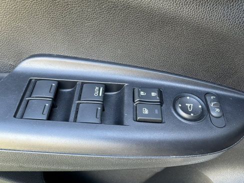 Used 2020 Honda Fit Sport image 18