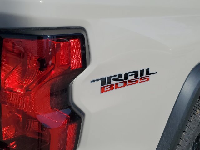 New 2026 Chevrolet Colorado Trail Boss AWD/4WD image 7