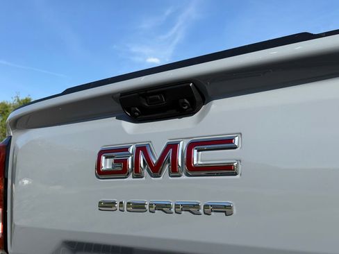 Used 2024 GMC Sierra 1500 Pro w/ Pro Value Package AWD/4WD image 15
