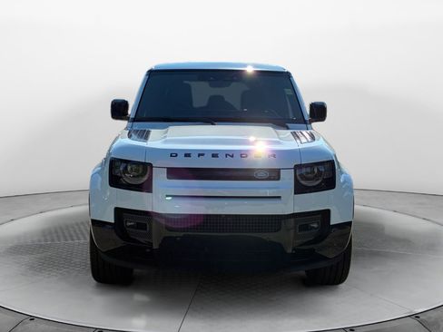 Certified 2025 Land Rover Defender 110 X-Dynamic SE AWD/4WD image 2