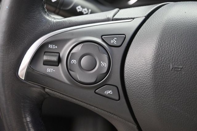 Used 2019 Buick Enclave Essence FWD image 31