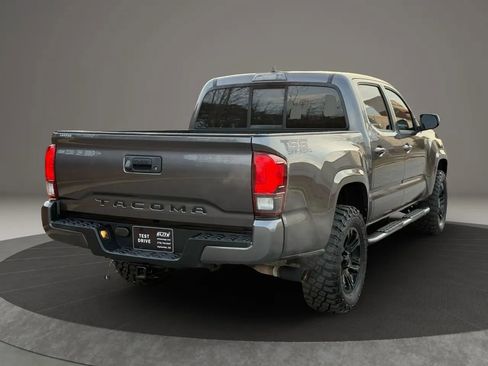 Used 2021 Toyota Tacoma SR image 4