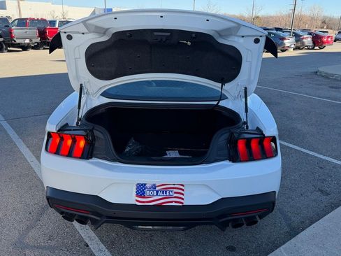 New 2026 Ford Mustang Coupe image 5