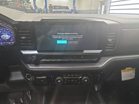 New 2026 Chevrolet Silverado 1500 High Country w/ High Country Premium Package AWD/4WD image 20