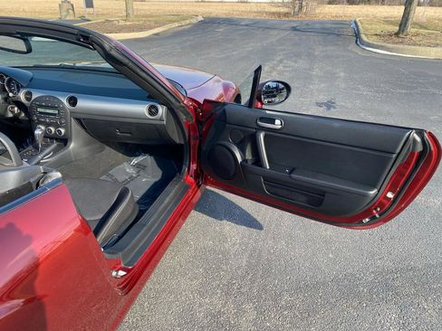 Used 2009 MAZDA MX-5 Miata Touring image 26