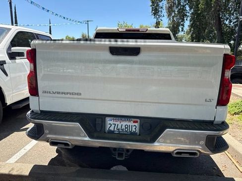 Used 2023 Chevrolet Silverado 1500 LT AWD/4WD image 3