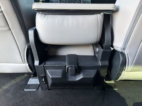 Used 2018 Ford F150 XLT AWD/4WD image 15