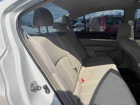 Used 2011 Subaru Legacy 2.5i Premium AWD/4WD image 27