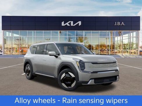 New 2026 Kia EV9 Wind AWD/4WD image 8