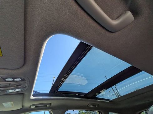 Used 2020 Hyundai Santa Fe Limited image 22