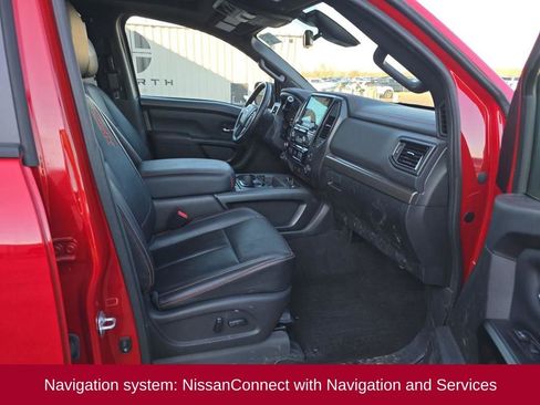 Used 2024 Nissan Titan PRO-4X w/ Pro-4x Convenience Package image 7