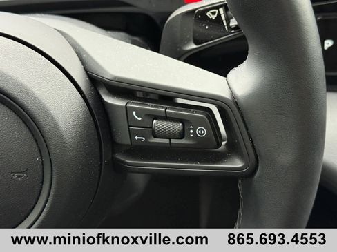 Used 2023 Porsche Taycan image 19