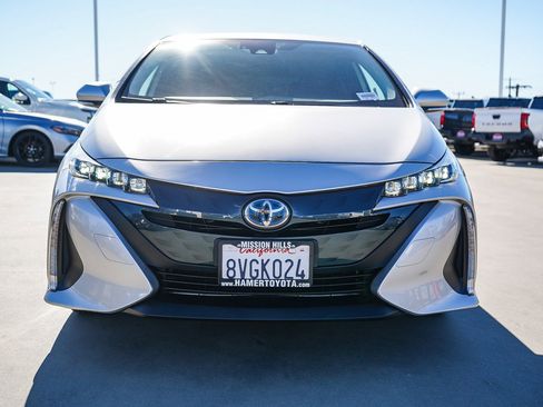 Used 2021 Toyota Prius Prime XLE w/ Carpet Mat Package (TMS) image 2