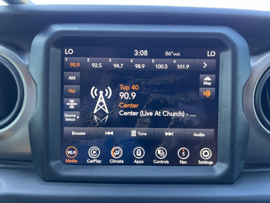 Used 2021 Jeep Gladiator Sport AWD/4WD image 12