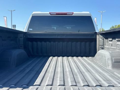 Used 2022 Chevrolet Silverado 1500 RST AWD/4WD image 12