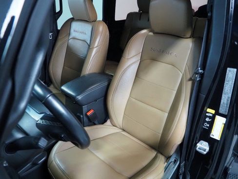 Used 2022 Jeep Wrangler Unlimited Sahara w/ Safety Group image 14