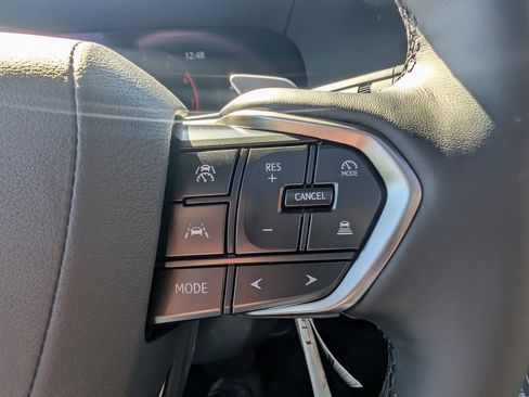 Used 2025 Lexus GX 550 w/ Accessory Package (Z1) image 28