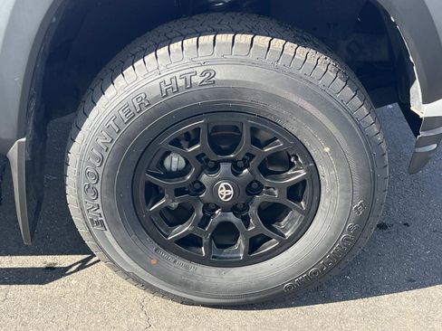 Used 2023 Toyota Tacoma SR5 image 29
