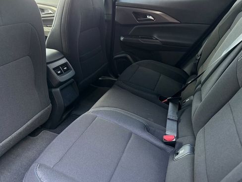 New 2026 Chevrolet Equinox EV LT image 12