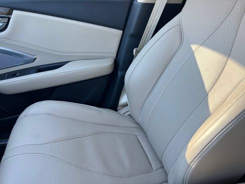 Used 2023 Acura RDX AWD w/ Advance Package image 34