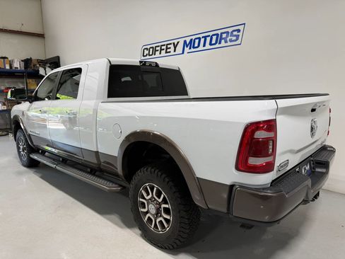 Used 2022 RAM 2500 Limited AWD/4WD image 4