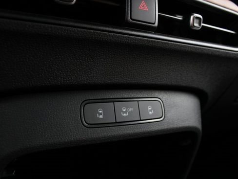 New 2025 Volkswagen ID. Buzz Pro S Plus image 22