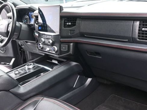 Used 2024 Ford Expedition Limited AWD/4WD image 31