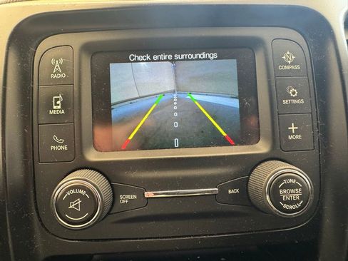 Used 2018 Jeep Cherokee Latitude image 13