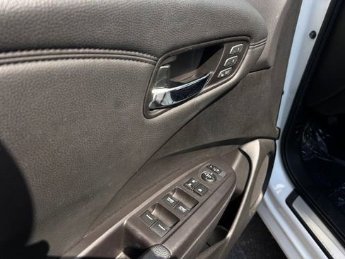 Used 2017 Acura RDX FWD image 11
