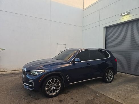 Used 2019 BMW X5 xDrive40i w/ Convenience Package image 2