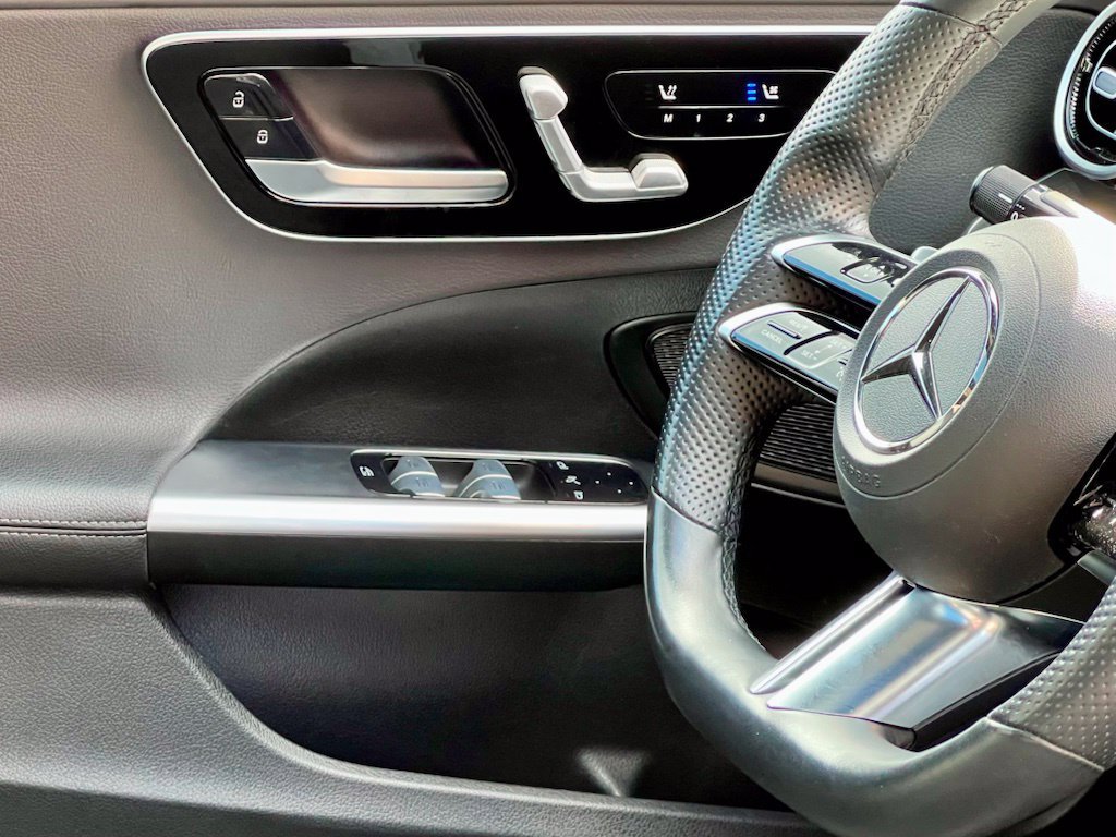 Certified 2022 Mercedes-Benz C 300 4MATIC Sedan image 25