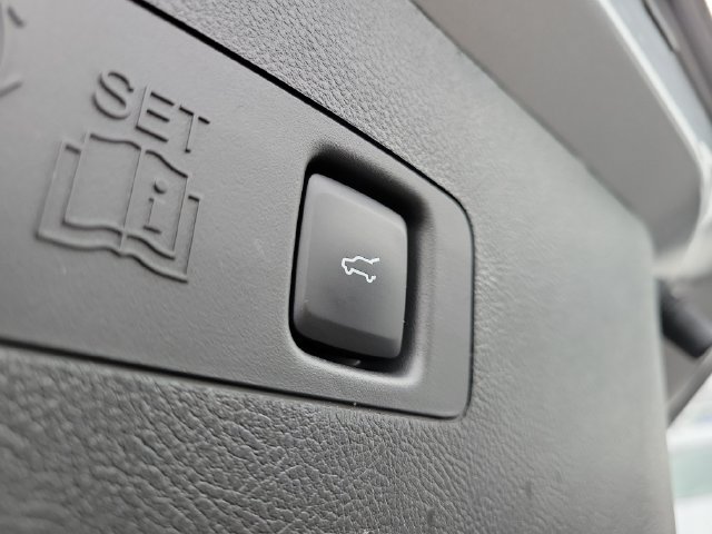 Certified 2024 Lincoln Corsair AWD w/ Equipment Group 101A image 30