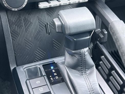 Certified 2025 Toyota Tacoma SR5 image 24