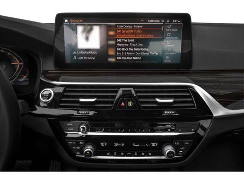 Used 2023 BMW 540i w/ M Sport Package RWD image 13