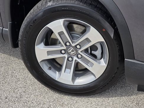 Certified 2025 Honda Pilot EX-L image 9